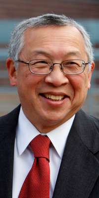 Bobby Fong, American academic, dies at age 64